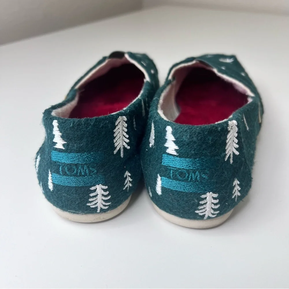 TOMS Forest Trees Embroidered Espadrilles 🌲